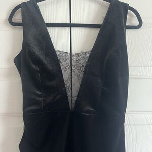 Elegant Velvet Black Backless Gown with Lace Detail & High Slit